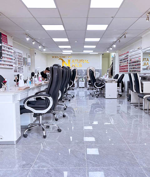 nail salon Worcestershire