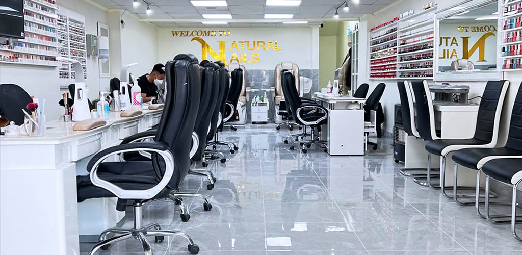 nail salon Worcestershire